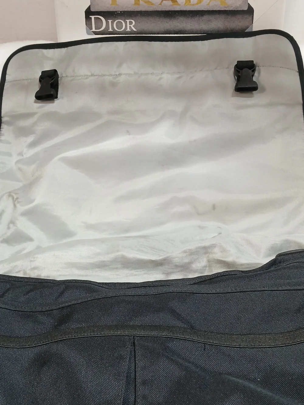 The Patagonia Half Mass Messenger Bag with Gray Reflective Trim Unisex